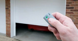 Купить автоматику для рулонных ворот Усолье-Сибирское, цена от 2746 руб.