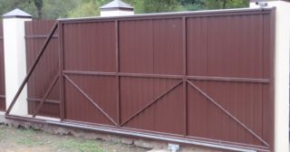 Купить откатные ворота из профнастила Усолье-Сибирское, цена от 1762 руб.