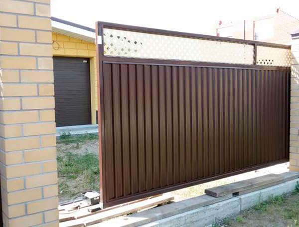Эстетика и Надежность: Ворота Grand Line для Вашего Дома в Усолье-Сибирском от 37093 руб